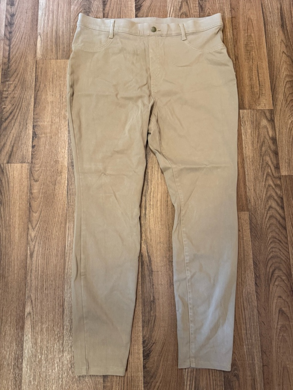 Time and Tru Skinny Khaki Stretch Pants